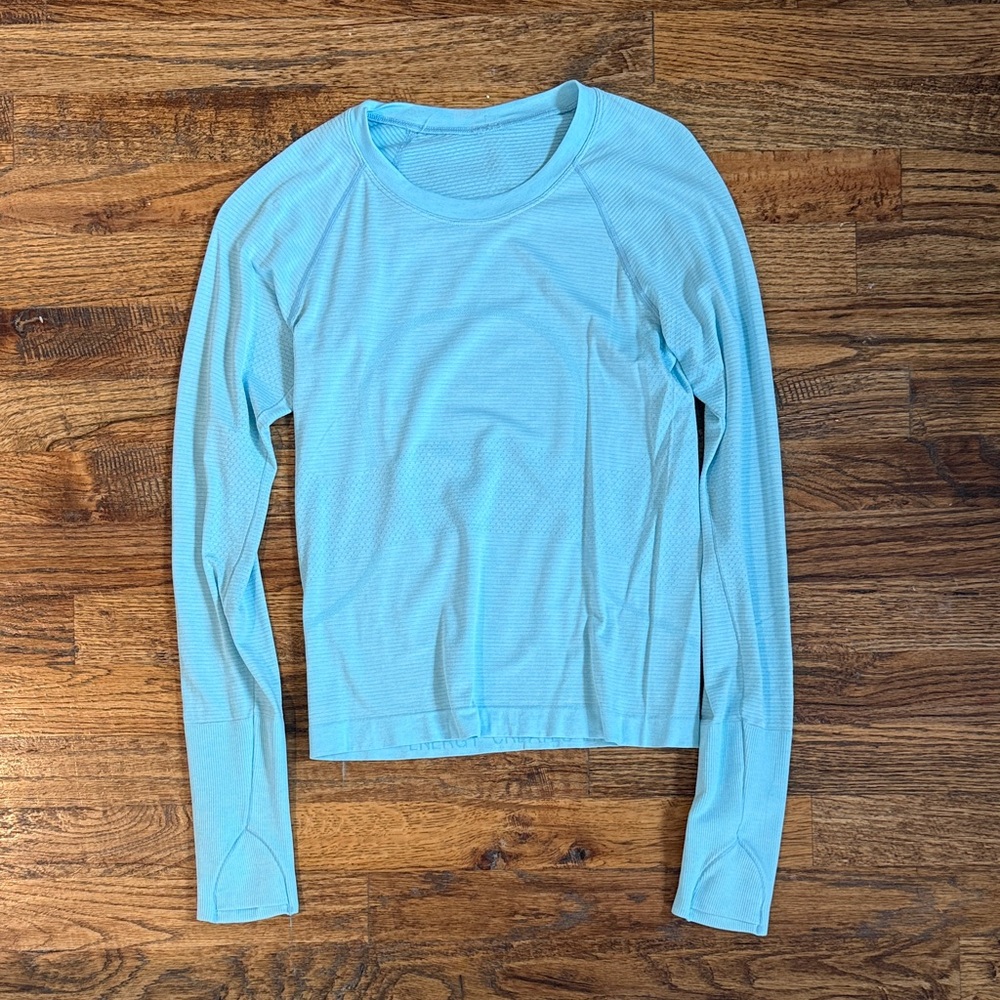 Lululemon Blue Chill/White Long Sleeve Women's Top